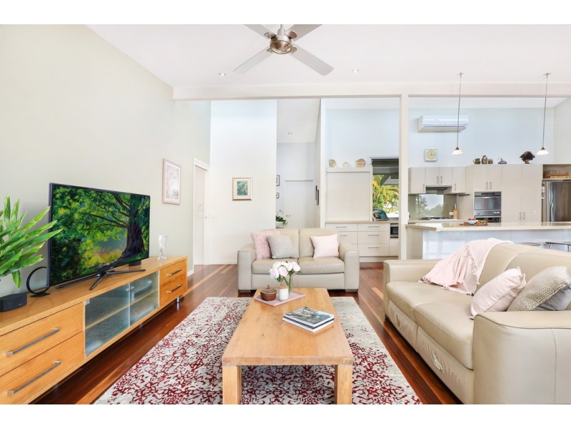 12 Quiet Valley Crescent, Buderim QLD 4556