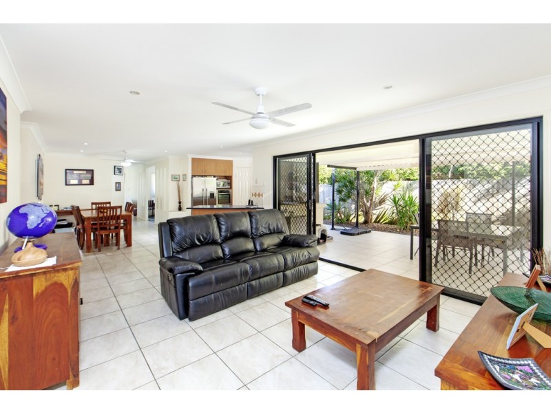 53 Oakdale Circuit, Currimundi QLD 4551