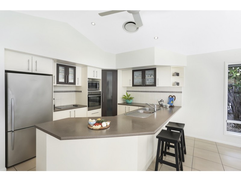 13 Springbrook Grove, Buderim QLD 4556