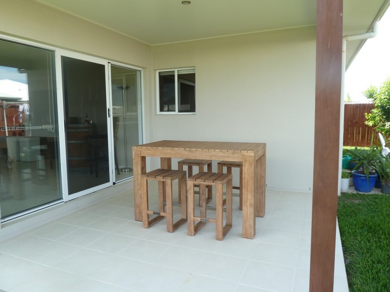 32 Tibrogargan Circuit, Mountain Creek QLD 4557