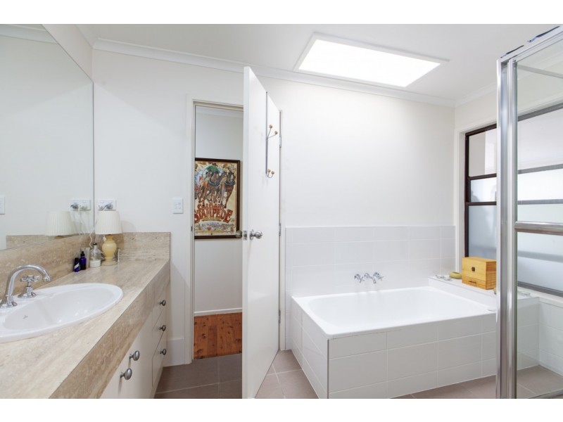 27 Glasshouse View Court, Buderim QLD 4556