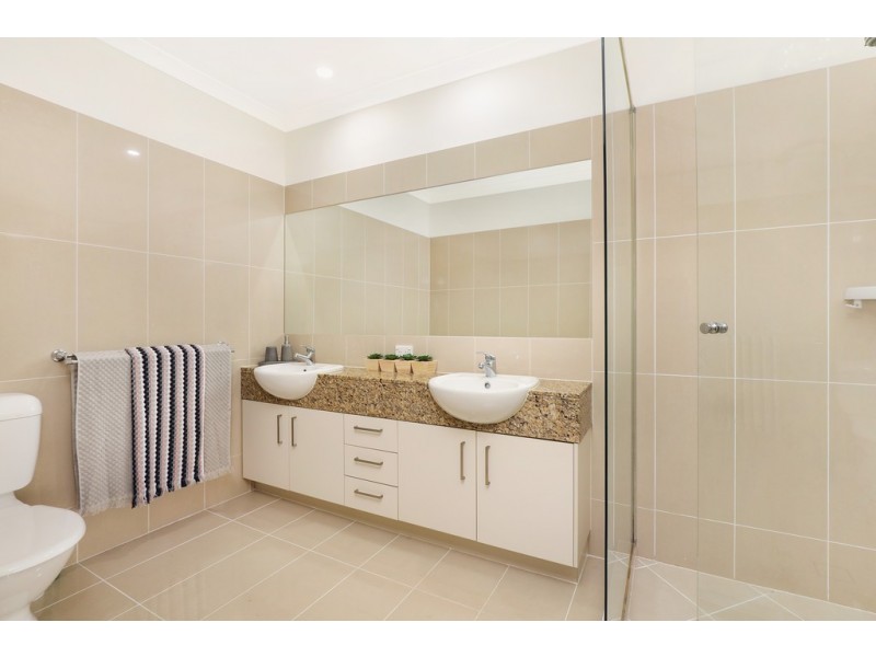 1/1 Harbour Heights Lane, Kuluin QLD 4558