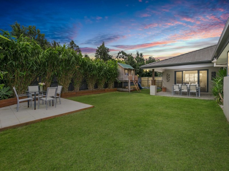 4 Woodgrove Boulevard, Beerwah QLD 4519