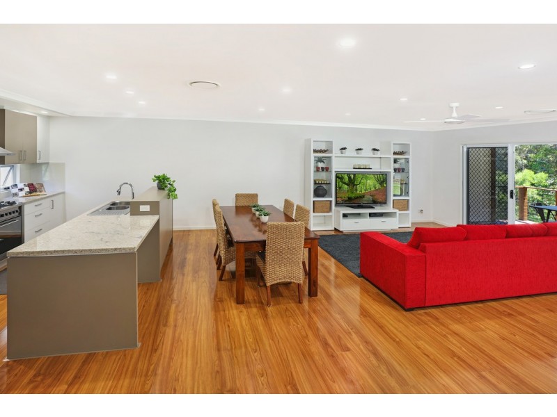 2/1 Harbour Heights Lane, Kuluin QLD 4558