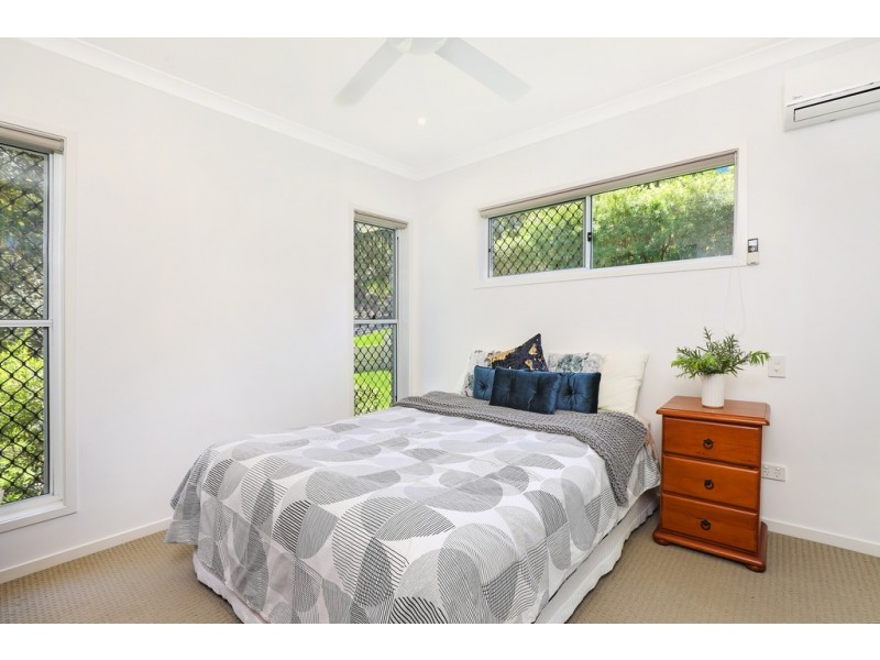 2/1 Harbour Heights Lane, Kuluin QLD 4558