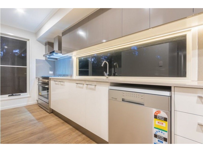 2/4A Tytherleigh Avenue, Landsborough QLD 4550