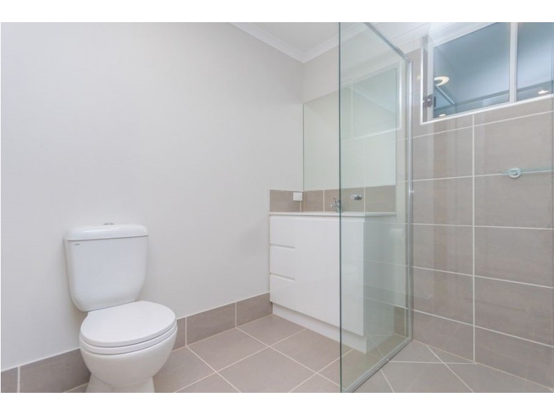 2/4A Tytherleigh Avenue, Landsborough QLD 4550