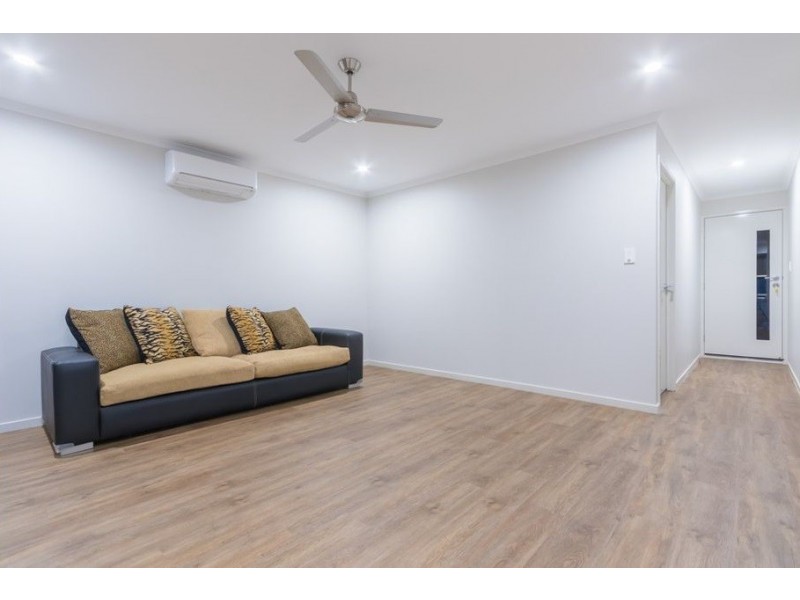 2/4A Tytherleigh Avenue, Landsborough QLD 4550