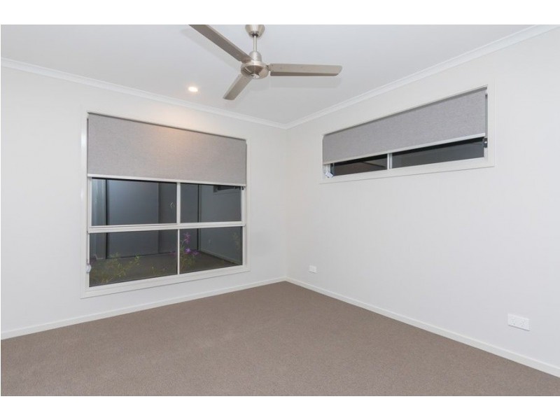 2/4A Tytherleigh Avenue, Landsborough QLD 4550
