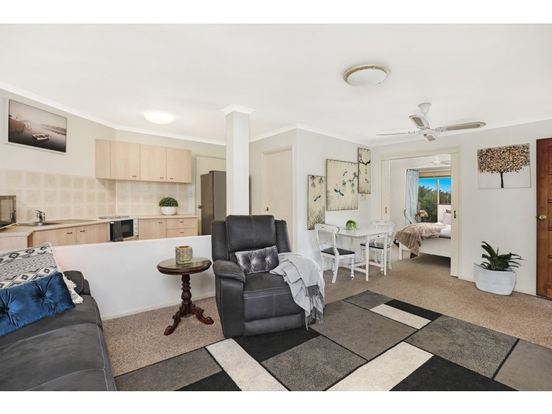 34 Satinash Place, Mudjimba QLD 4564