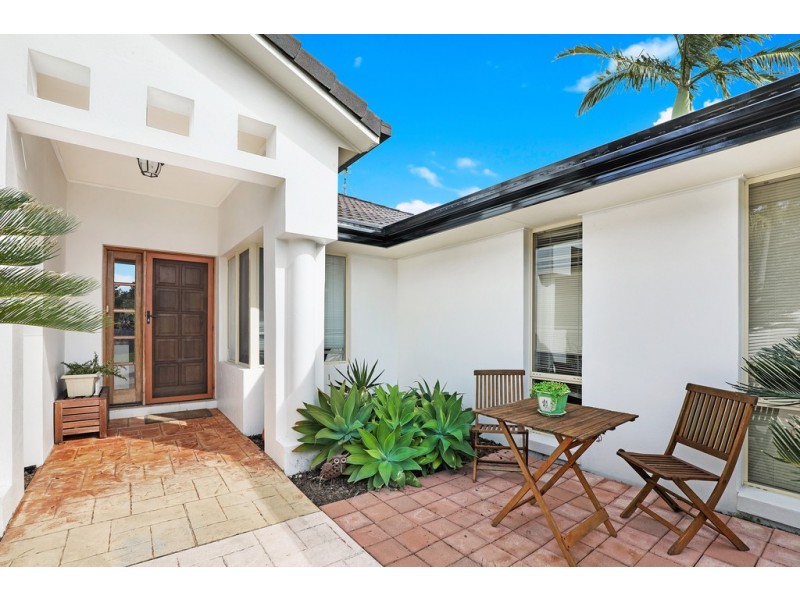 34 Satinash Place, Mudjimba QLD 4564