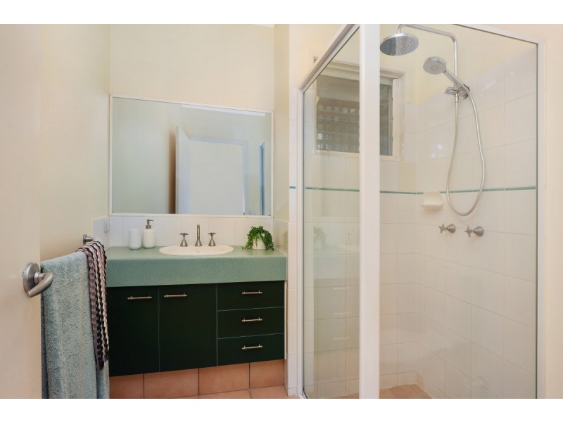 1/5 Petrel Street, Peregian Beach QLD 4573