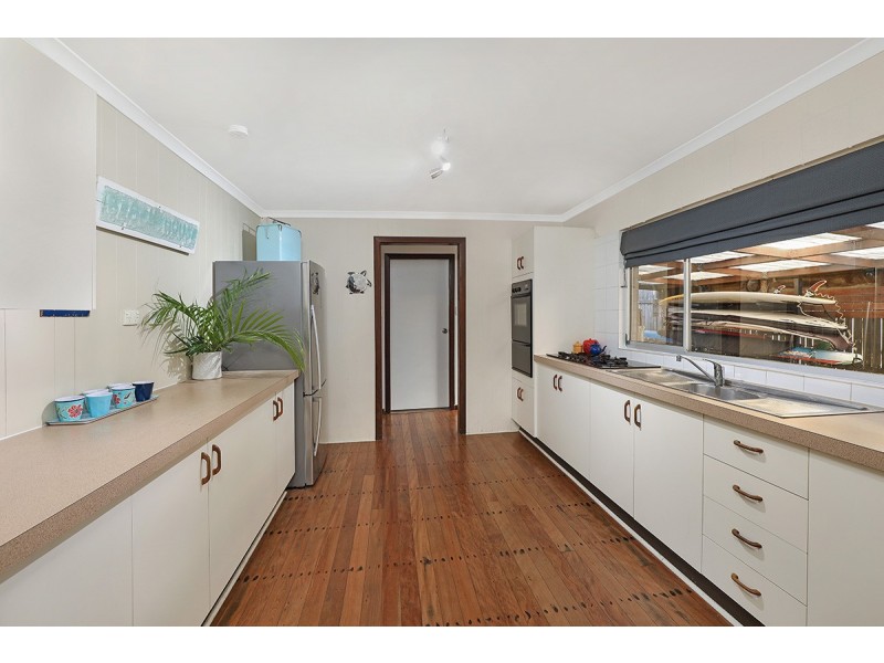 17 Bando Street, Pacific Paradise QLD 4564