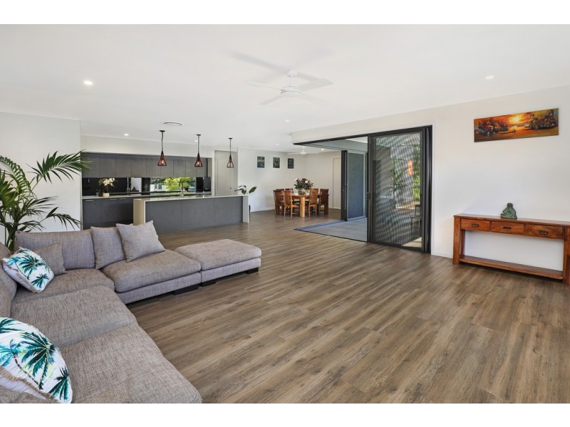 55 Quiet Valley Crescent, Buderim QLD 4556