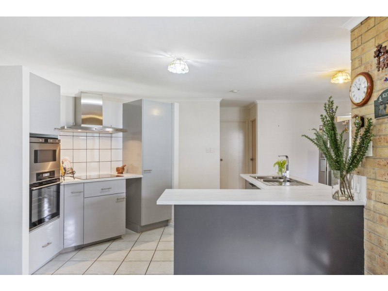 35 Bando Street, Pacific Paradise QLD 4564