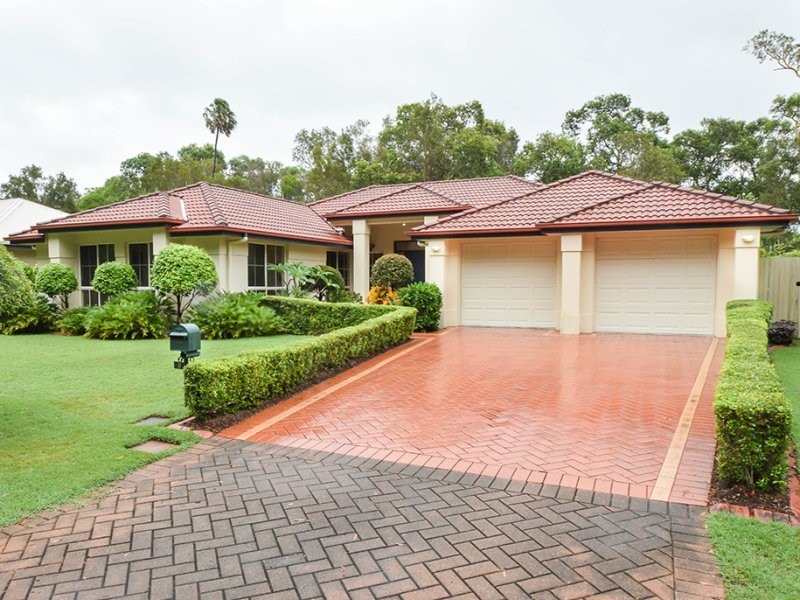 6 Wattlebird Drive, Twin Waters QLD 4564