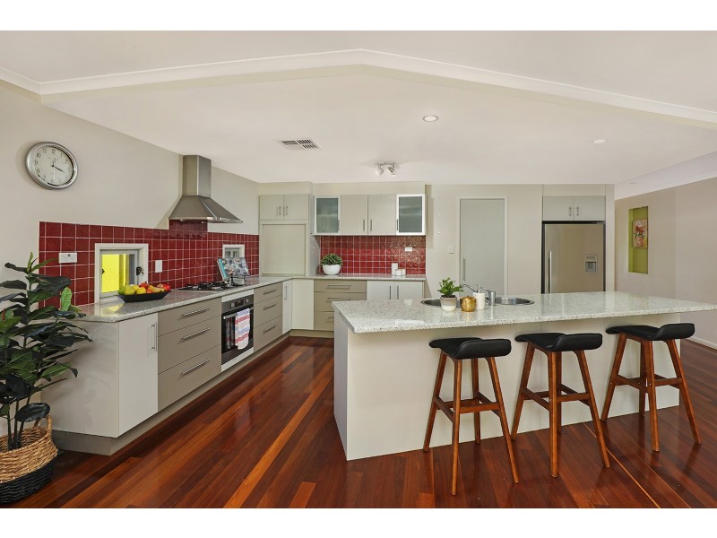 28 Pandanus Street, Mudjimba QLD 4564