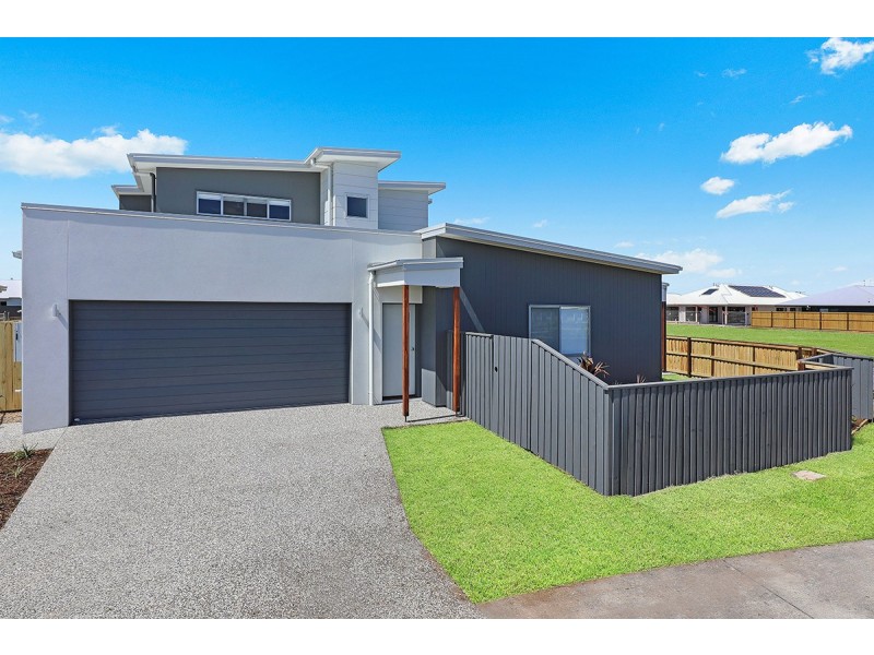 1/2 Kate Crescent, Caloundra West QLD 4551
