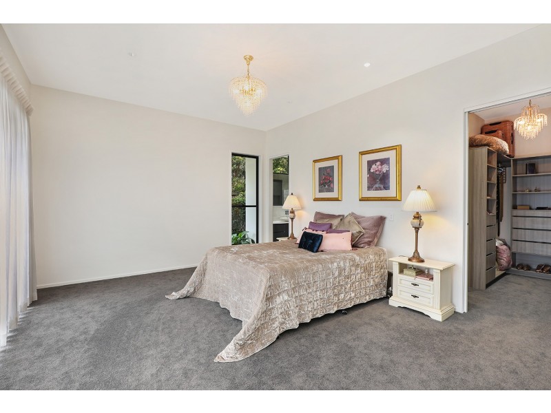 5 Courcheval Terrace, Mons QLD 4556