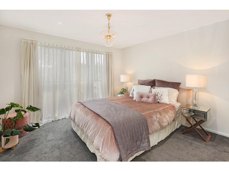 5 Courcheval Terrace, Mons QLD 4556