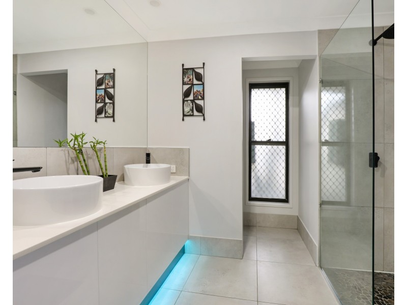 1 Brianna Close, Buderim QLD 4556