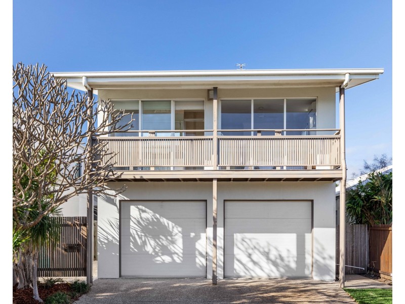 7 Whitsunday Street, Kawana Island QLD 4575