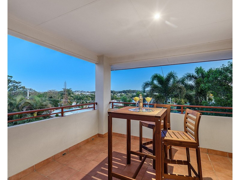 12 Hilltop Crescent, Maroochydore QLD 4558
