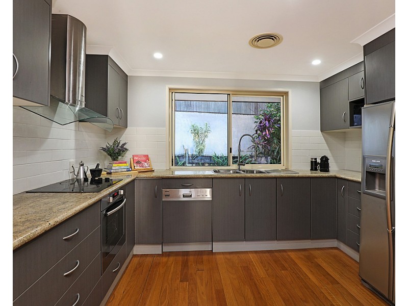 12 Hilltop Crescent, Maroochydore QLD 4558