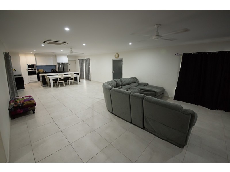 14 Lind Road, Johnston NT 0832