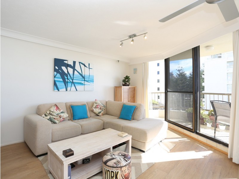 Unit 10/35 (Boulevard North Apartments) Broadbeach Boulevard, Broadbeach QLD 4218