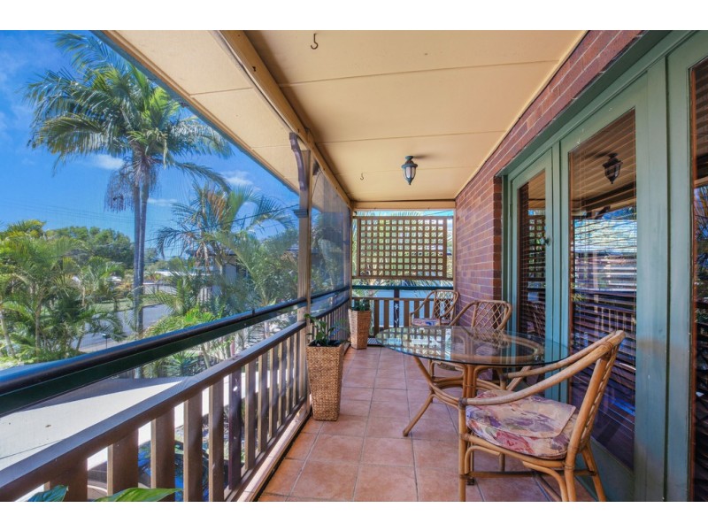 72 Kumbari Close, Southport QLD 4215