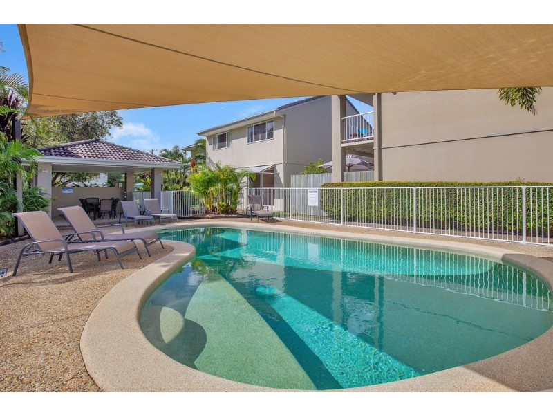 Unit 20/18 Lake Weyba Drive, Noosaville QLD 4566