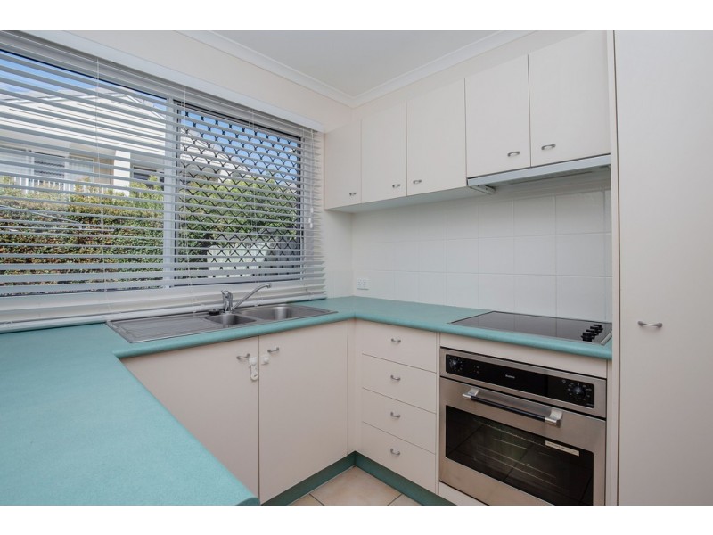 Unit 20/18 Lake Weyba Drive, Noosaville QLD 4566