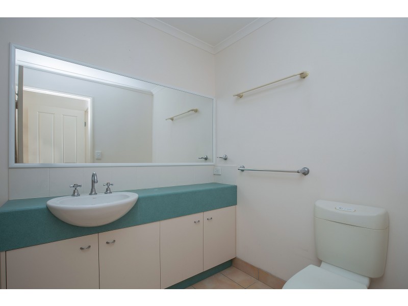 Unit 20/18 Lake Weyba Drive, Noosaville QLD 4566