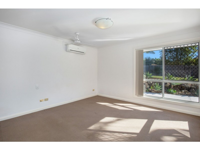 15 Hirono Court, Parkwood QLD 4214