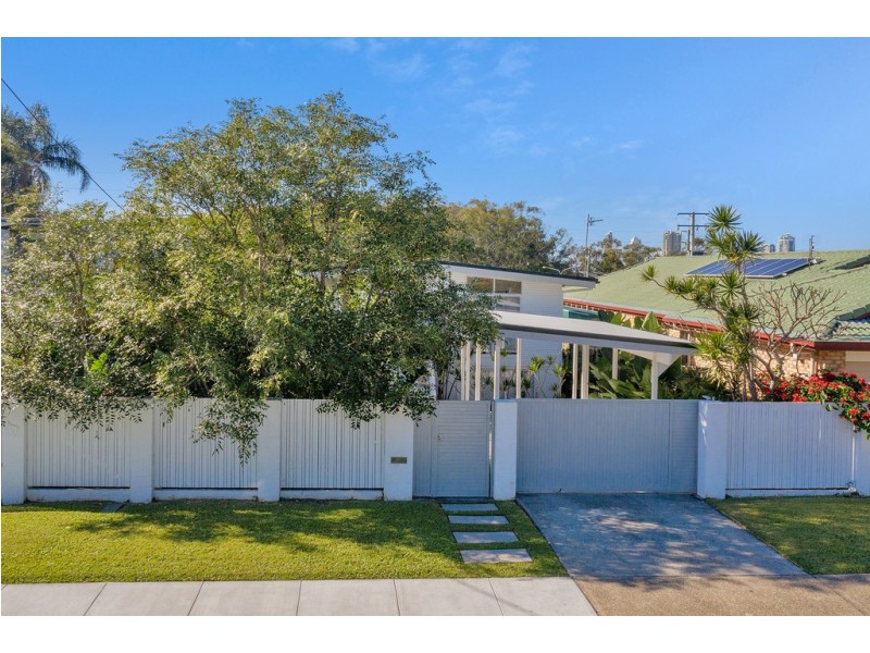 3 College Avenue, Southport QLD 4215