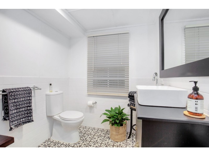 3 College Avenue, Southport QLD 4215