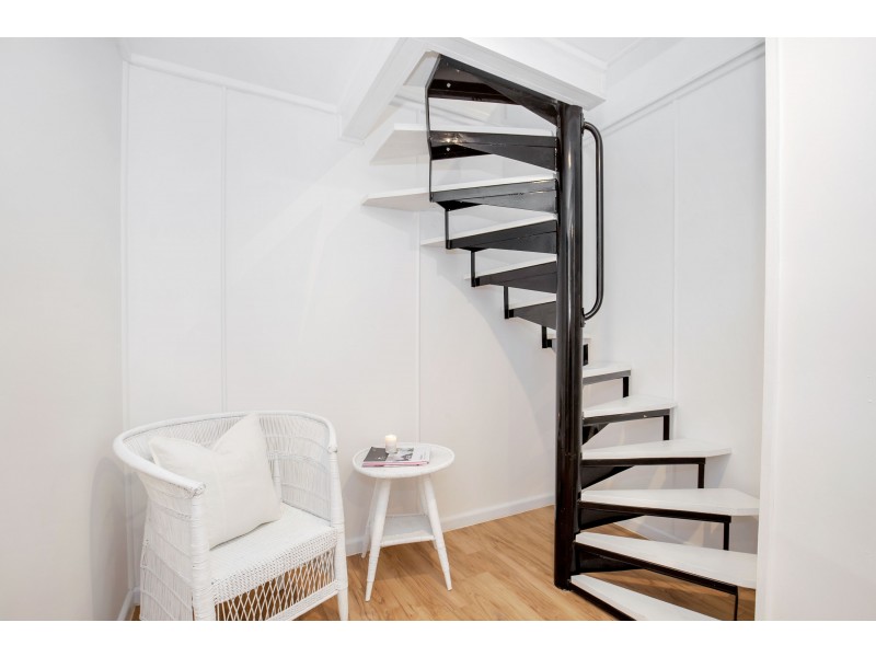 3 College Avenue, Southport QLD 4215