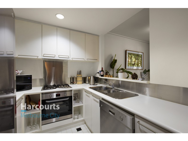 2/8 Wellington Crescent, East Melbourne VIC 3002