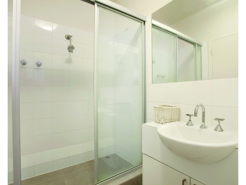 211/25 Hotham Street, East Melbourne VIC 3002