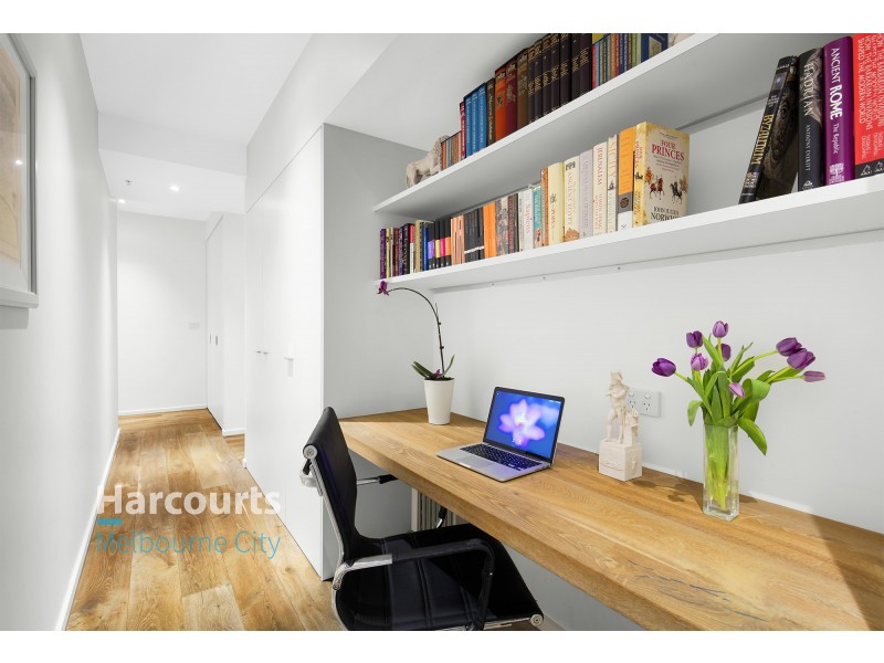 909/68 La Trobe Street, Melbourne VIC 3000