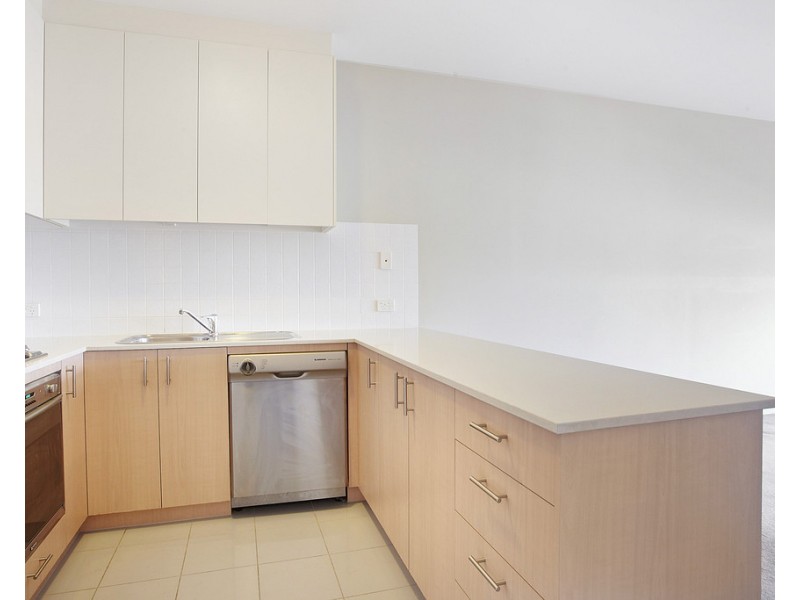 2505/250 Elizabeth Street, Melbourne VIC 3000