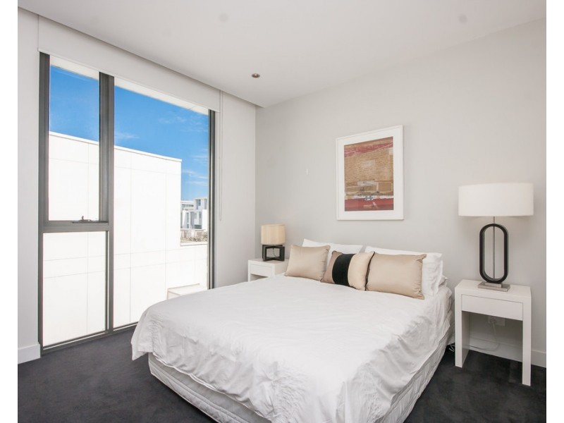 230/117 Studio Lane, Docklands VIC 3008