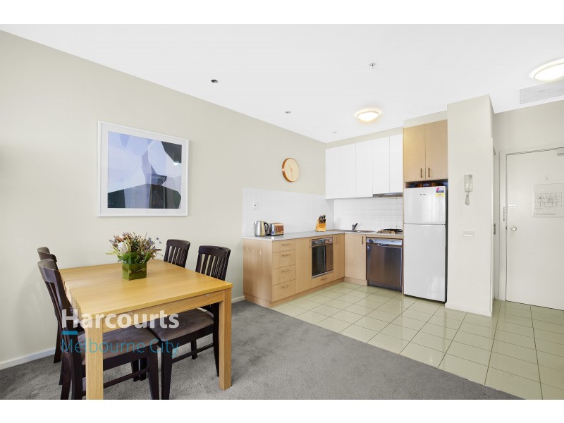 1701/250 Elizabeth Street, Melbourne VIC 3000