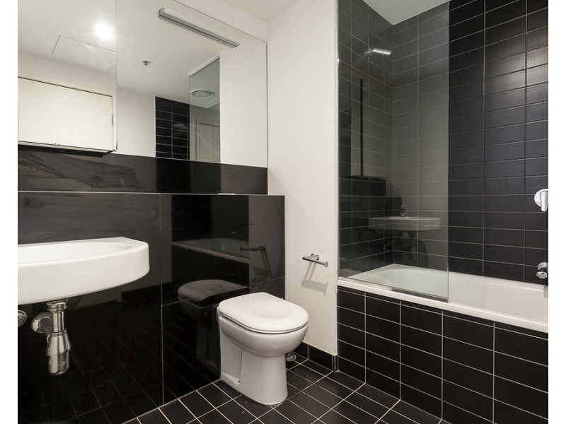 1106/620 Collins Street, Melbourne VIC 3000