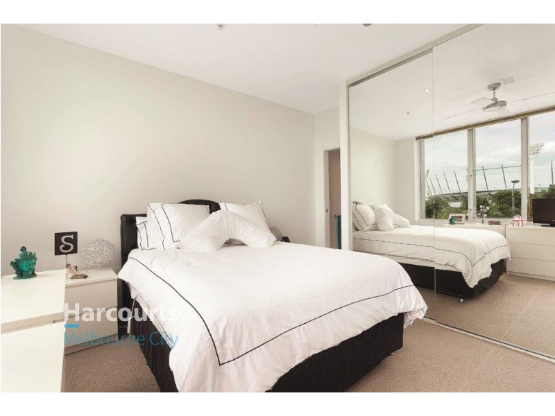 204/166 Wellington Parade, East Melbourne VIC 3002