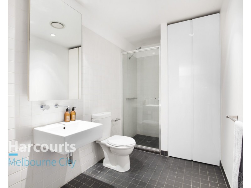 P03/201 Powlett Street, East Melbourne VIC 3002