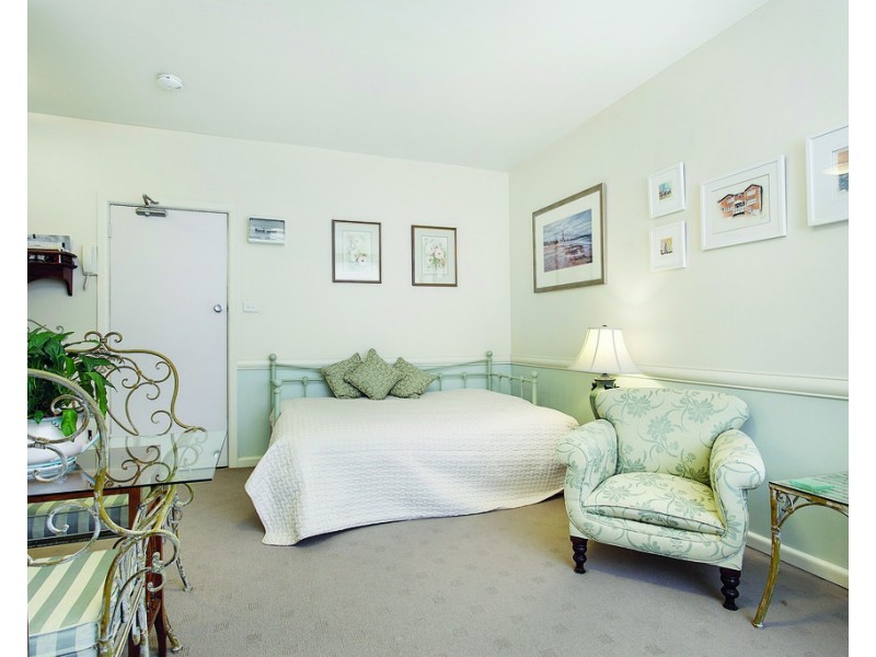 202/25 Hotham Street, East Melbourne VIC 3002