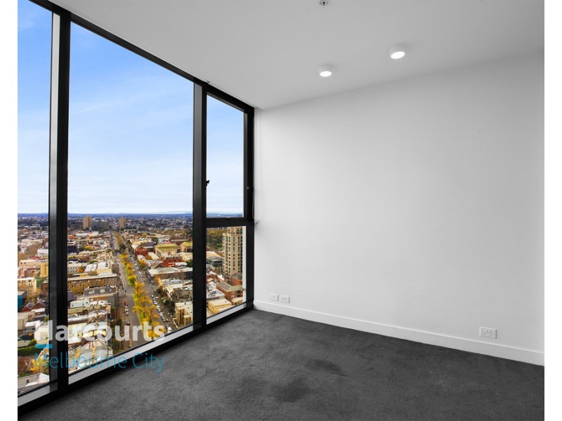 2403/33 Mackenzie Street, Melbourne VIC 3000