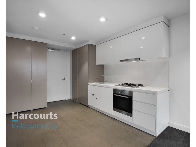 2403/33 Mackenzie Street, Melbourne VIC 3000